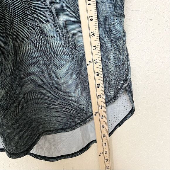 Lululemon Sleeveless High Neck Split Hem Run Tank Top Swirl Green 8/10 - Picture 2 of 5